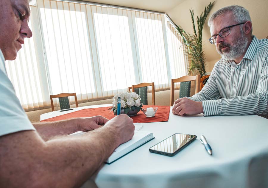 KOVÁCS PÉTER KÉRDEZTE DR. PÁSZTOR LÁSZLÓ POLGÁRMESTERT